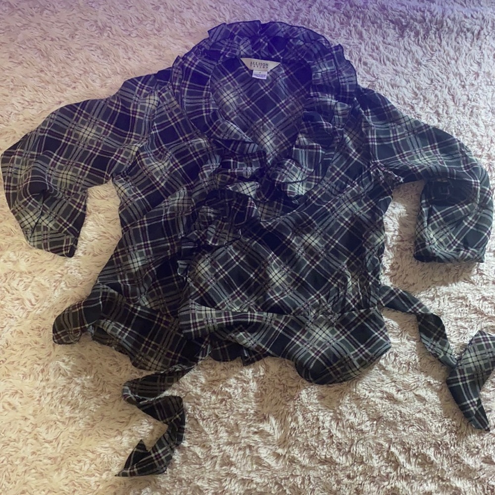 Allison Taylor black and purple blouse